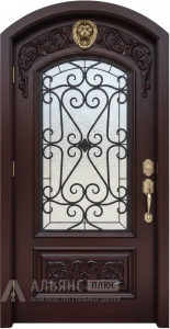 Входная металлическая дверь в коттедж с коваными элементами и отделкой массивом №19 внешняя - фото